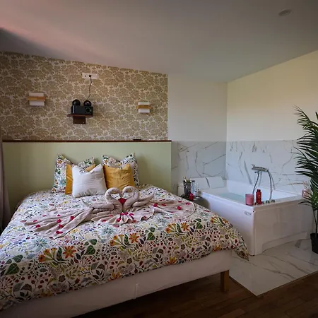 Sensorielles - - Jacuzzi - Sauna - Cinema