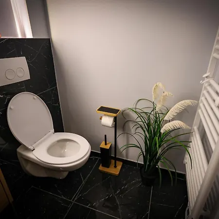 Daire Sensorielles - - Jacuzzi - Sauna - Cinema