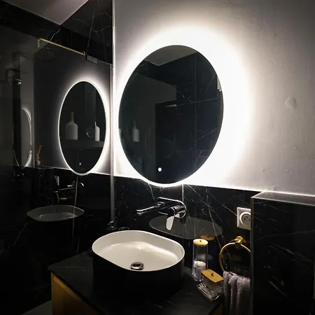 Sensorielles - - Jacuzzi - Sauna - Cinema Daire Metz