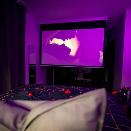 Sensorielles - - Jacuzzi - Sauna - Cinema