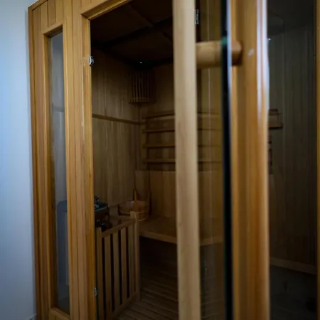 Sensorielles - - Jacuzzi - Sauna - Cinema Daire