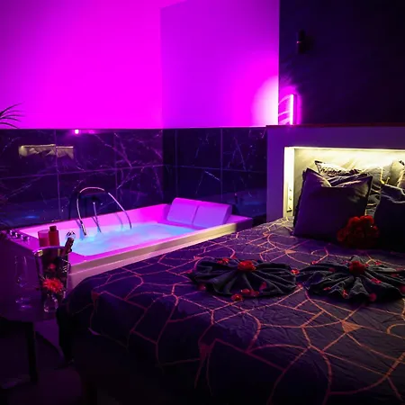 Daire Sensorielles - - Jacuzzi - Sauna - Cinema Metz