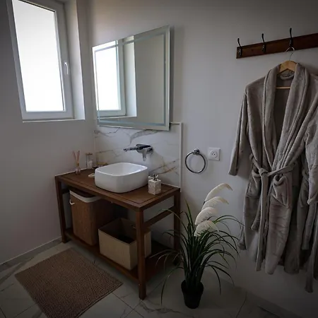 Sensorielles - - Jacuzzi - Sauna - Cinema Daire