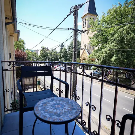 Sensorielles - - Jacuzzi - Sauna - Cinema * Metz